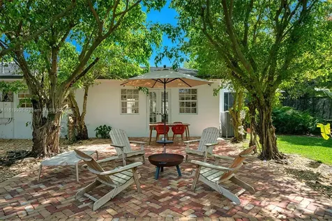 11072 Monfero Street Coral Gables FL 33156