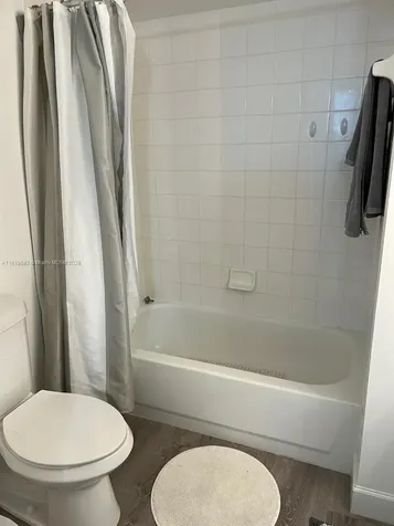 19901 E Country Club Drive Aventura FL 33180
