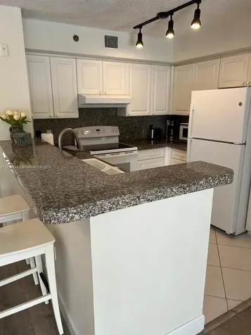 19901 E Country Club Drive Aventura FL 33180