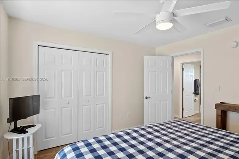 924 Lake Drive E Lake Placid FL 33852