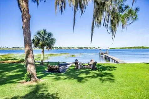 924 Lake Drive E Lake Placid FL 33852