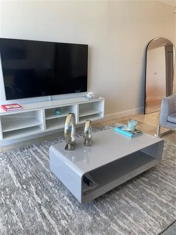 6365 Collins Avenue Miami Beach FL 33141
