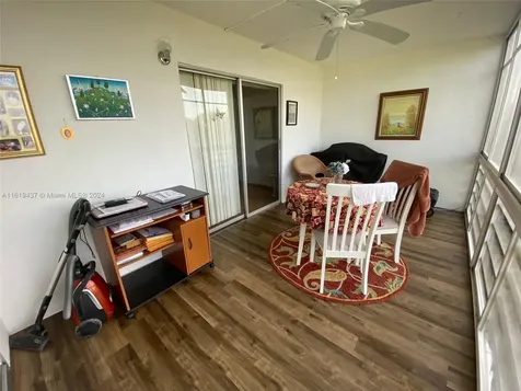 430 Southampton B West Palm Beach FL 33417