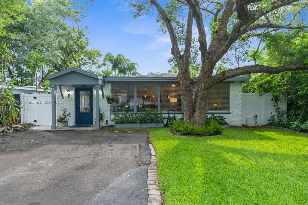 113 S Grady Avenue Tampa FL 33609