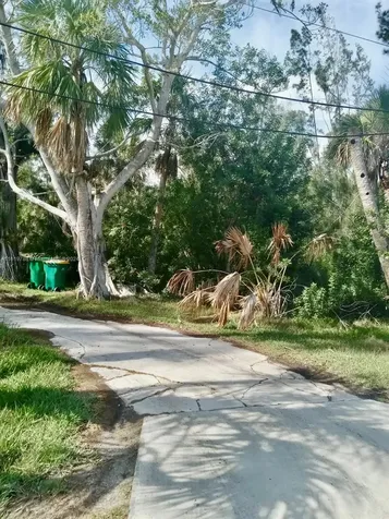 215 Glenholm Avenue Other City - In The State Of Florida FL 33950