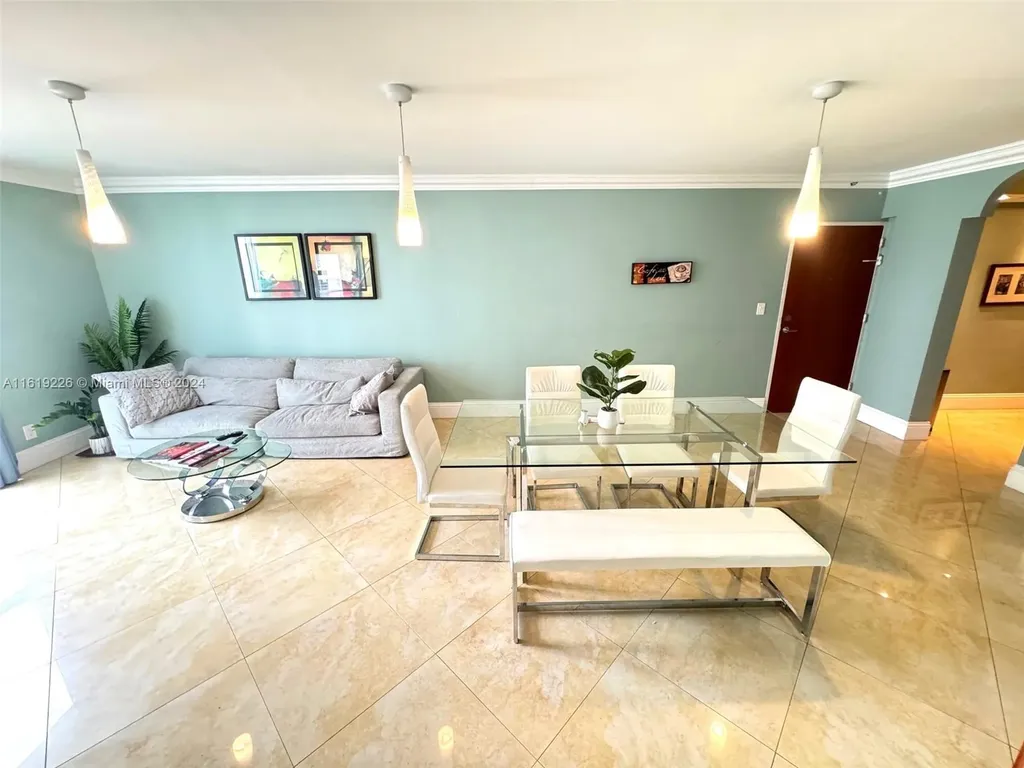 3901 S Ocean Drive Hollywood FL 33019