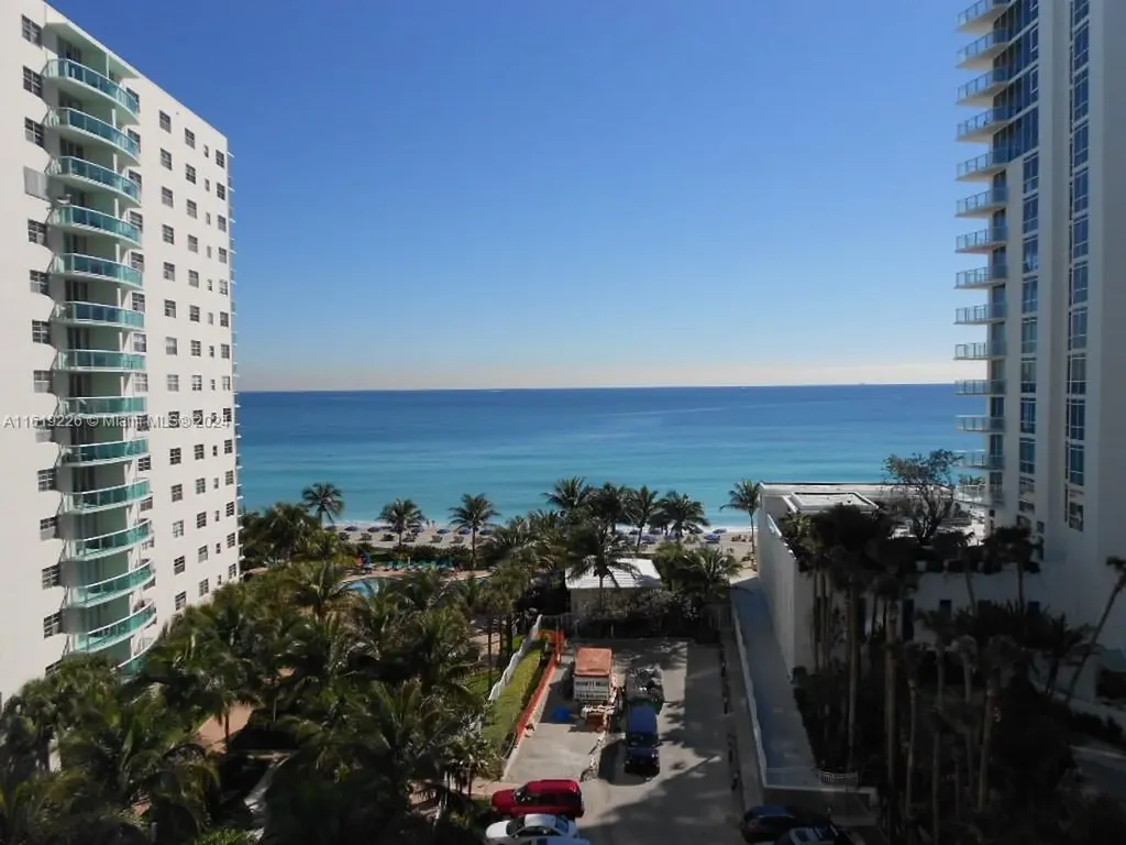 3901 S Ocean Drive Hollywood FL 33019