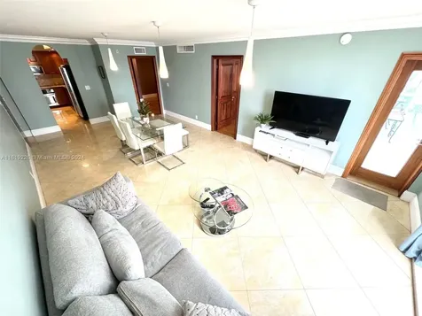 3901 S Ocean Drive Hollywood FL 33019