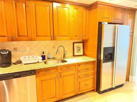 3901 S Ocean Drive Hollywood FL 33019