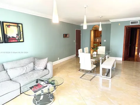 3901 S Ocean Drive Hollywood FL 33019