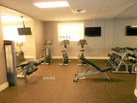 3901 S Ocean Drive Hollywood FL 33019