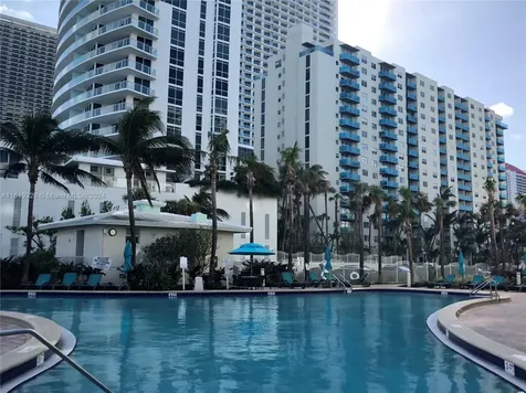 3901 S Ocean Drive Hollywood FL 33019