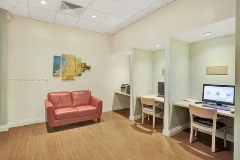 3901 S Ocean Drive Hollywood FL 33019