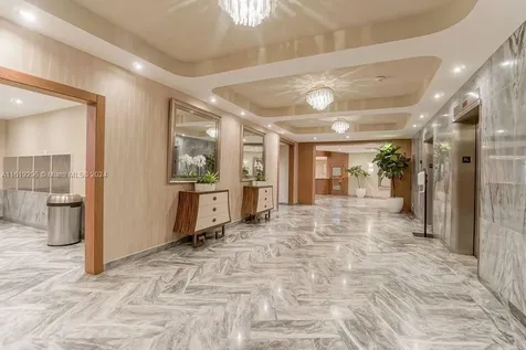 5401 Collins Avenue Miami Beach FL 33140