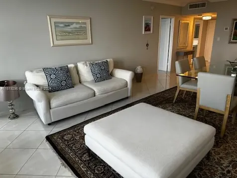5401 Collins Avenue Miami Beach FL 33140