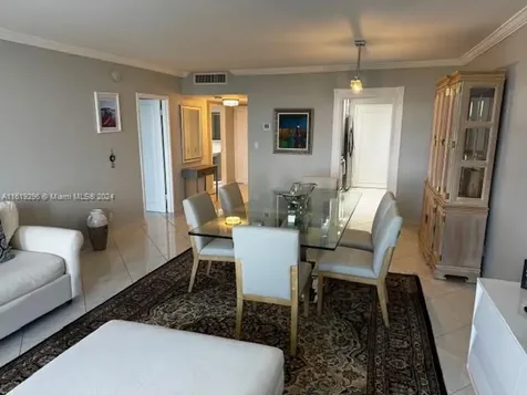 5401 Collins Avenue Miami Beach FL 33140