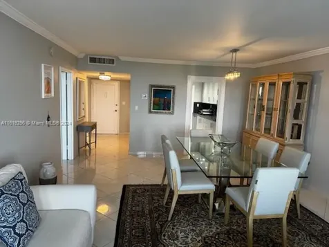 5401 Collins Avenue Miami Beach FL 33140