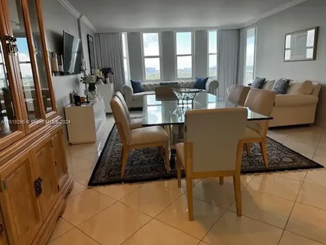 5401 Collins Avenue Miami Beach FL 33140