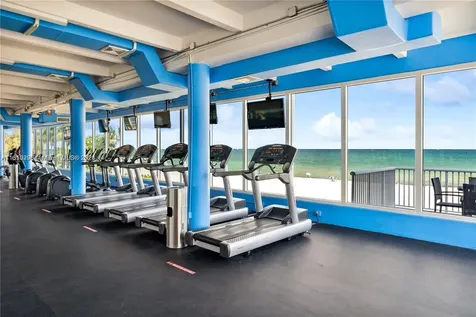 5401 Collins Avenue Miami Beach FL 33140