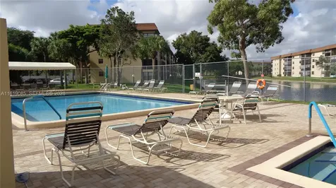 6085 N Sabal Palm Boulevard Tamarac FL 33319