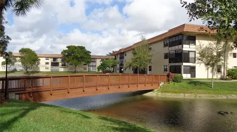 6085 N Sabal Palm Boulevard Tamarac FL 33319
