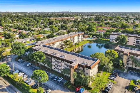 6085 N Sabal Palm Boulevard Tamarac FL 33319