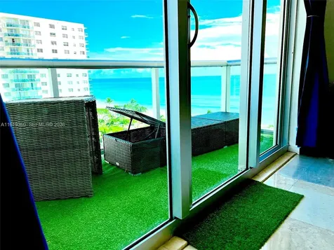 3901 S Ocean Drive Hollywood FL 33019