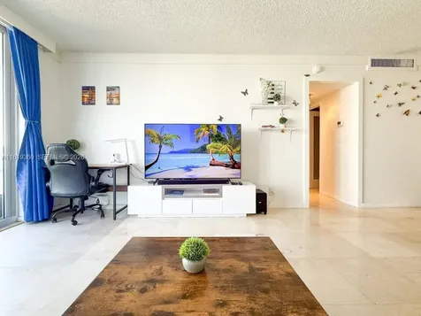 3901 S Ocean Drive Hollywood FL 33019