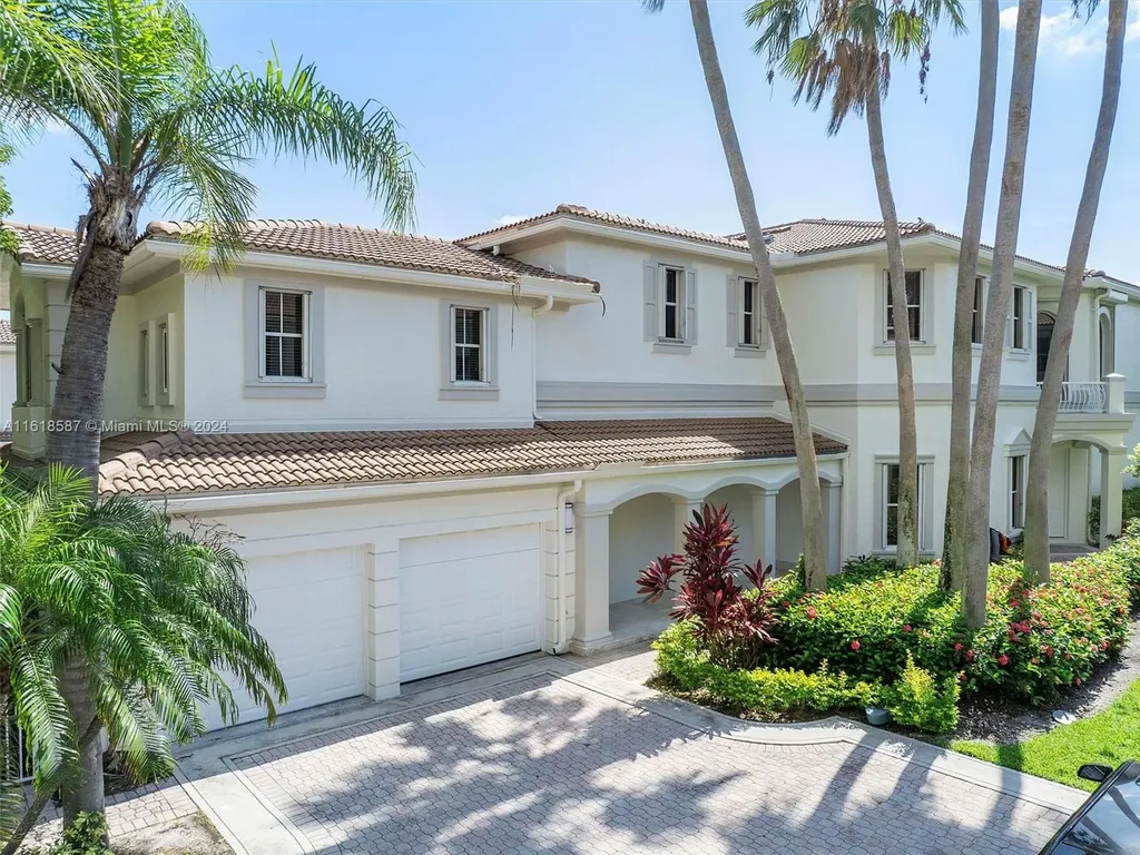 21301 NE 38th Avenue Aventura FL 33180