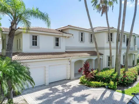 21301 NE 38th Avenue Aventura FL 33180