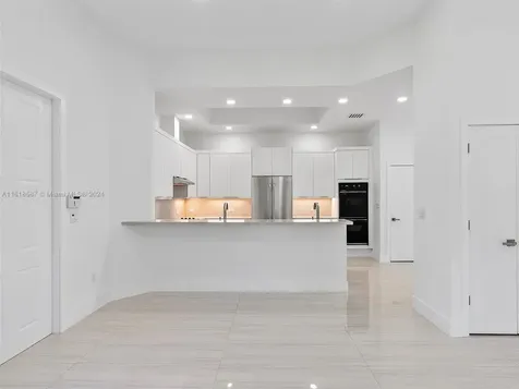 21301 NE 38th Avenue Aventura FL 33180