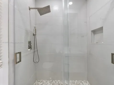 21301 NE 38th Avenue Aventura FL 33180