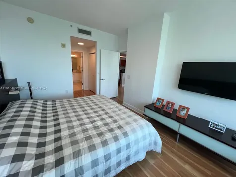 3131 NE 188th Street Aventura FL 33180