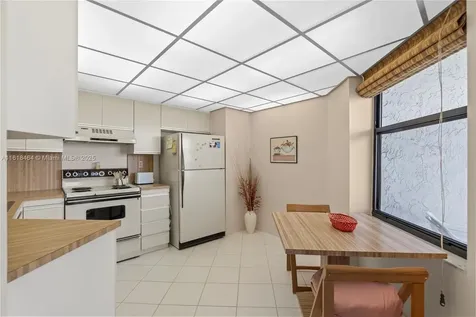 18181 NE 31st Court Aventura FL 33160
