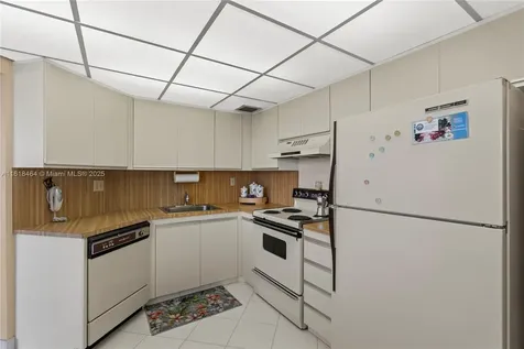 18181 NE 31st Court Aventura FL 33160