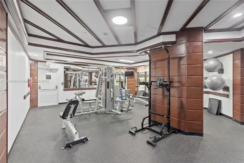 18181 NE 31st Court Aventura FL 33160