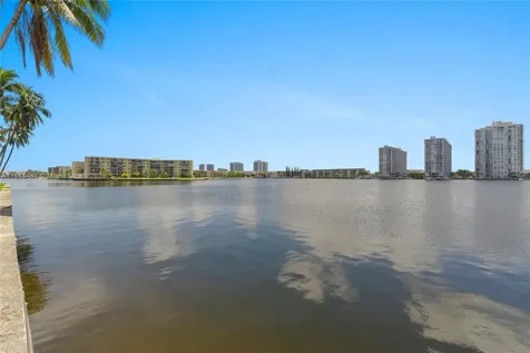 18181 NE 31st Court Aventura FL 33160