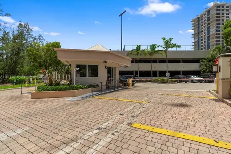 18181 NE 31st Court Aventura FL 33160