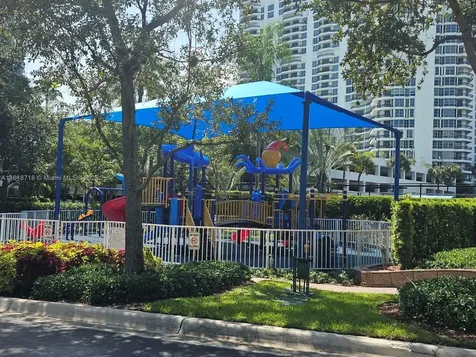 3600 Mystic Pointe Drive Aventura FL 33180