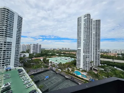 3600 Mystic Pointe Drive Aventura FL 33180