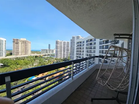3600 Mystic Pointe Drive Aventura FL 33180