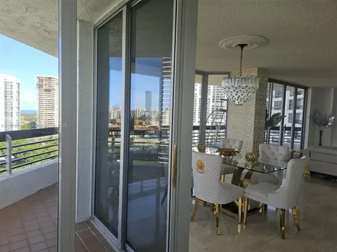 3600 Mystic Pointe Drive Aventura FL 33180