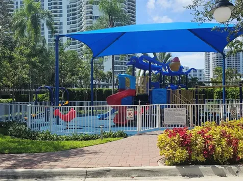 3600 Mystic Pointe Drive Aventura FL 33180