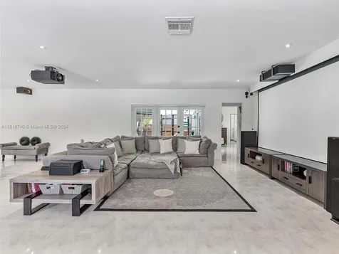 2155 NE 122nd Road North Miami FL 33181