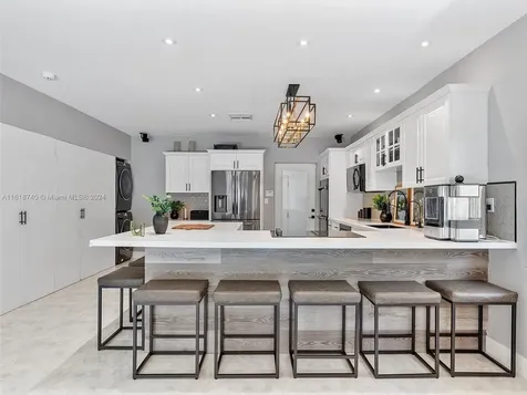 2155 NE 122nd Road North Miami FL 33181