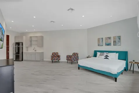 4421 Seagrape Drive Lauderdale By The Sea FL 33308