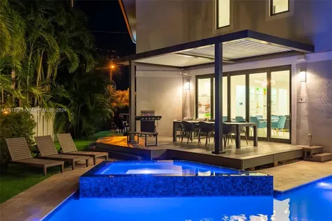 4421 Seagrape Drive Lauderdale By The Sea FL 33308