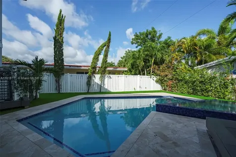 4421 Seagrape Drive Lauderdale By The Sea FL 33308