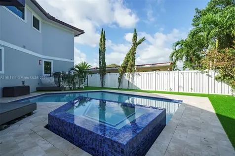 4421 Seagrape Drive Lauderdale By The Sea FL 33308