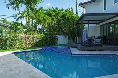 4421 Seagrape Drive Lauderdale By The Sea FL 33308